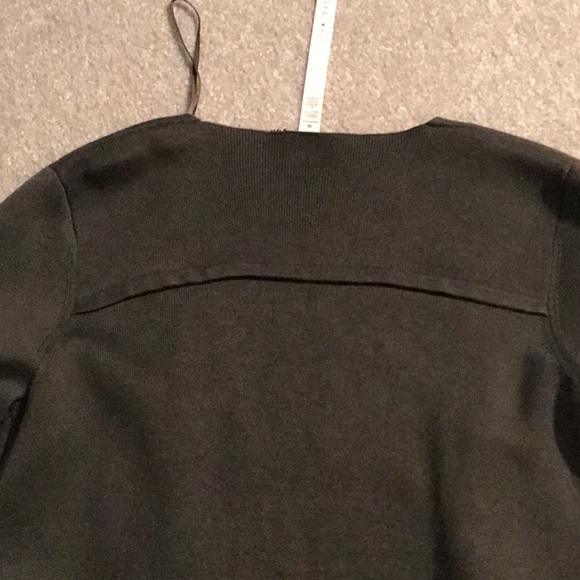 Beautiful Lululemon Green cardigan - Picture 7 of 8